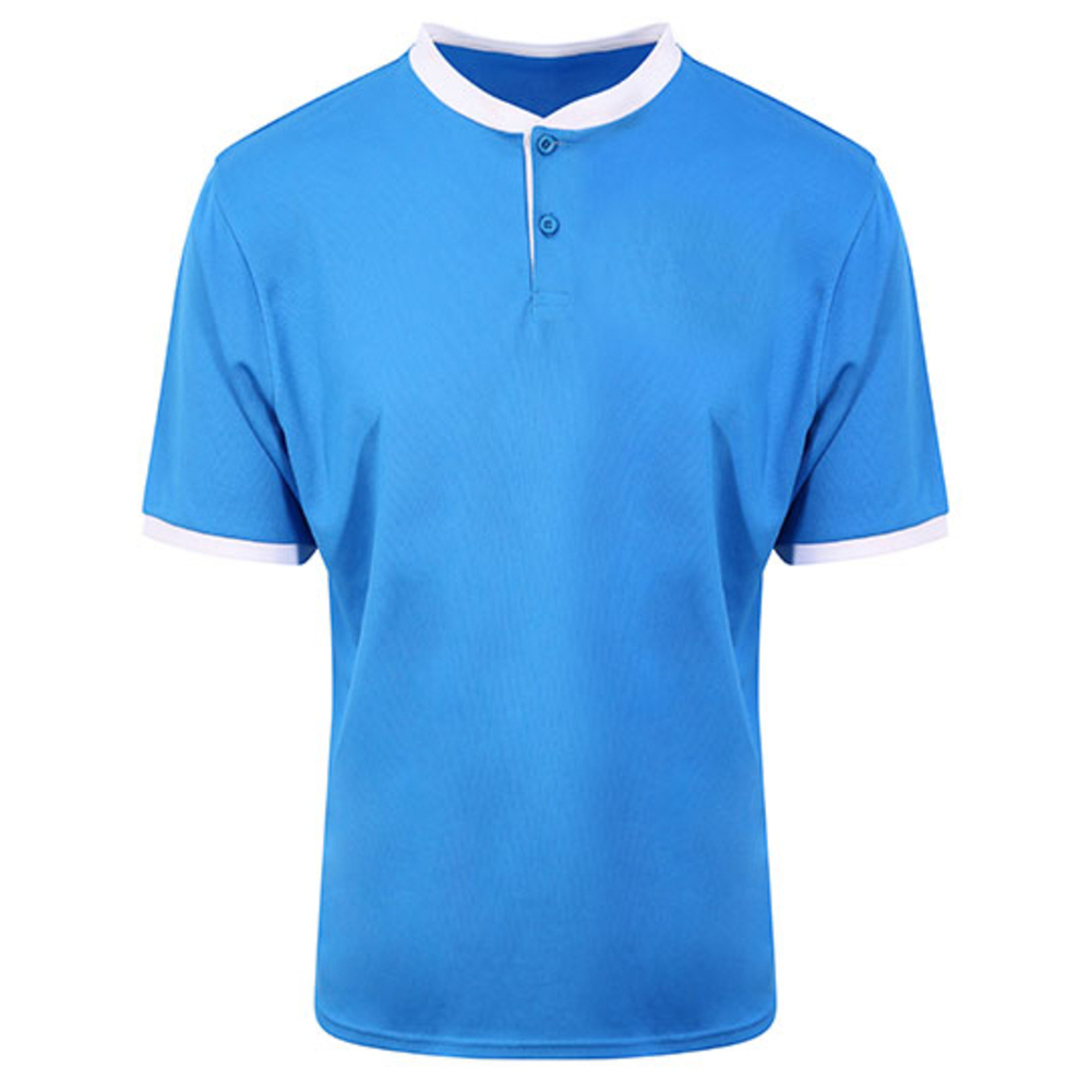 Polo sportiva con colletto alla moda