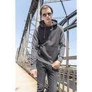 Sudadera con capucha raglán