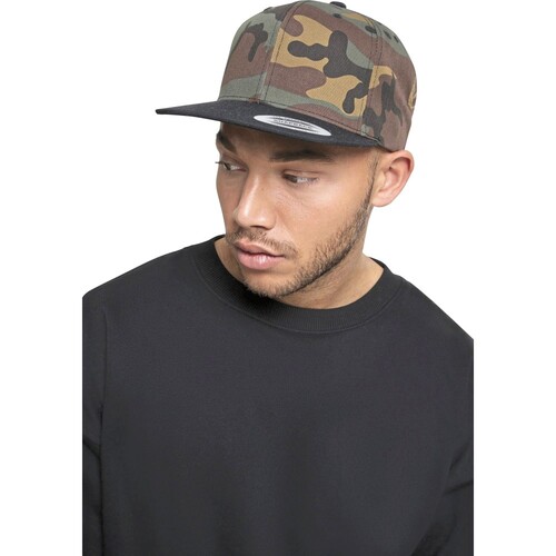 Classic Snapback 2-Tone Camo Cap