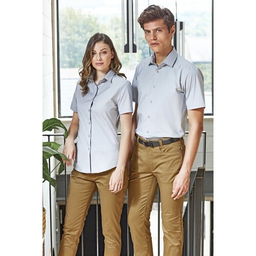 Premier Workwear Men´s Stretch Fit Poplin Short Sleeve Cotton Shirt (Black (ca. Pantone Black C), XS)